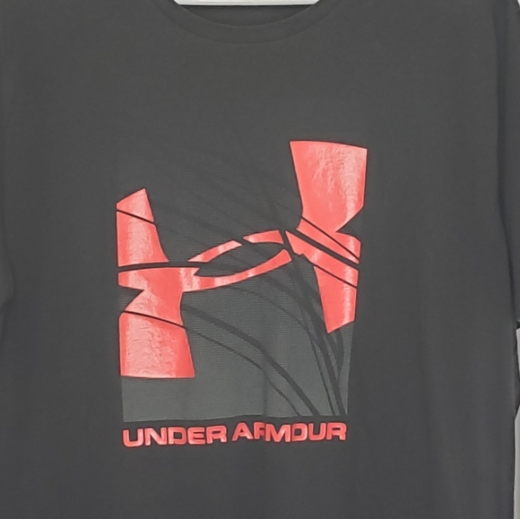 Under Armour Tee Classic Black Red Graphic Crew Neck Short Sleeve - Picture 3 of 9
